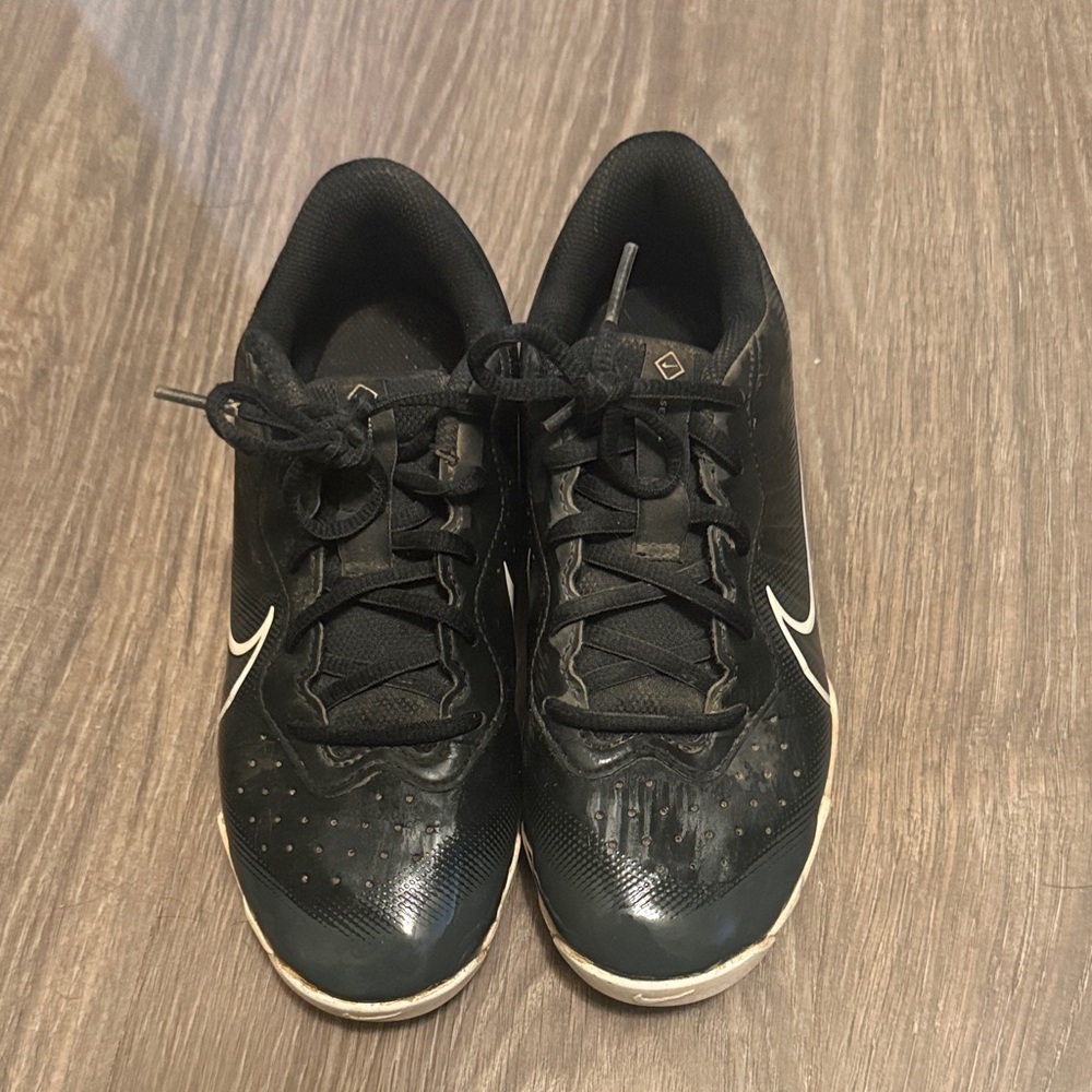 Nike Black Baseball Cleats